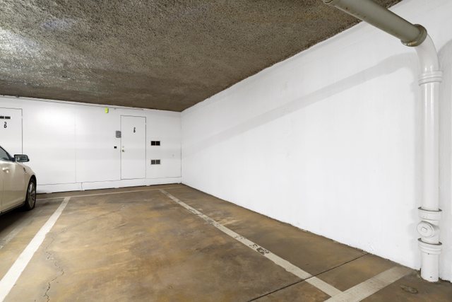 1 North Dee Road, Unit 2D Park Ridge, IL 60068 - Photo 34 of 38 a view of empty room