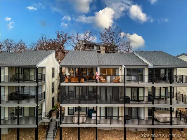 $325,000 | 80 Willow Ridge Road, Unit 3B, Lake Ozark, MO 65049