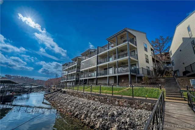 $325,000 | 80 Willow Ridge Road, Unit 3B, Lake Ozark, MO 65049