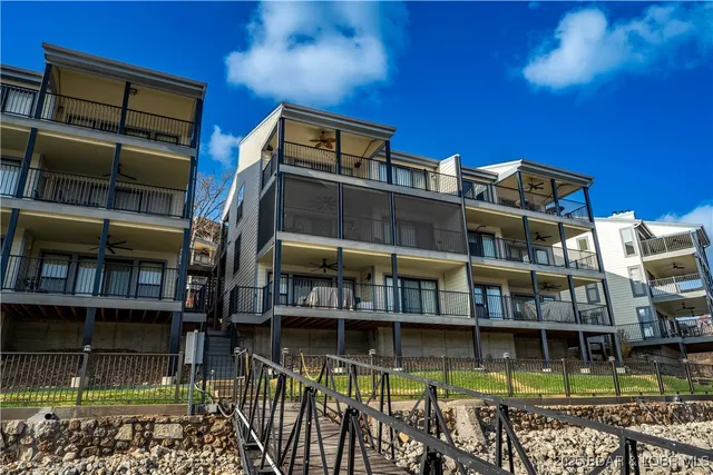 $325,000 | 80 Willow Ridge Road, Unit 3B, Lake Ozark, MO 65049