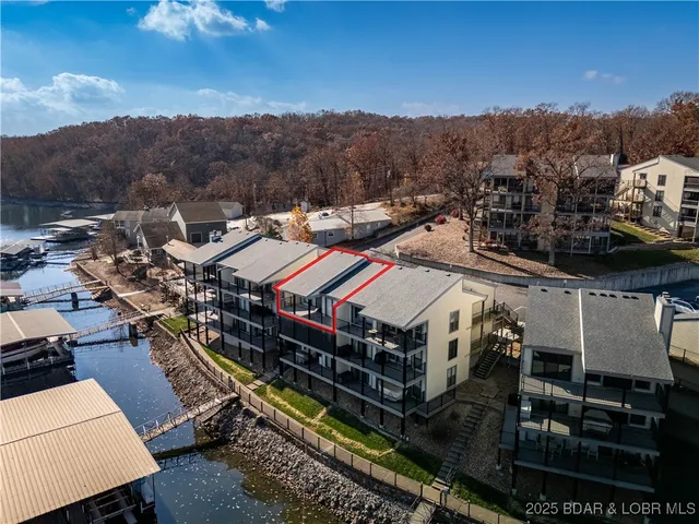 $325,000 | 80 Willow Ridge Road, Unit 3B, Lake Ozark, MO 65049