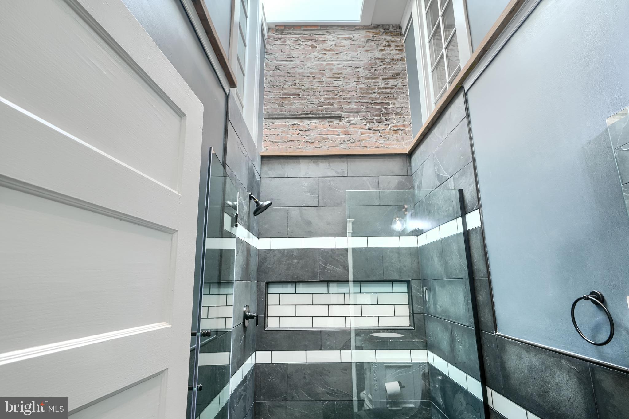 4416 Roland Avenue Baltimore, MD 21210 - Photo 43 of 60