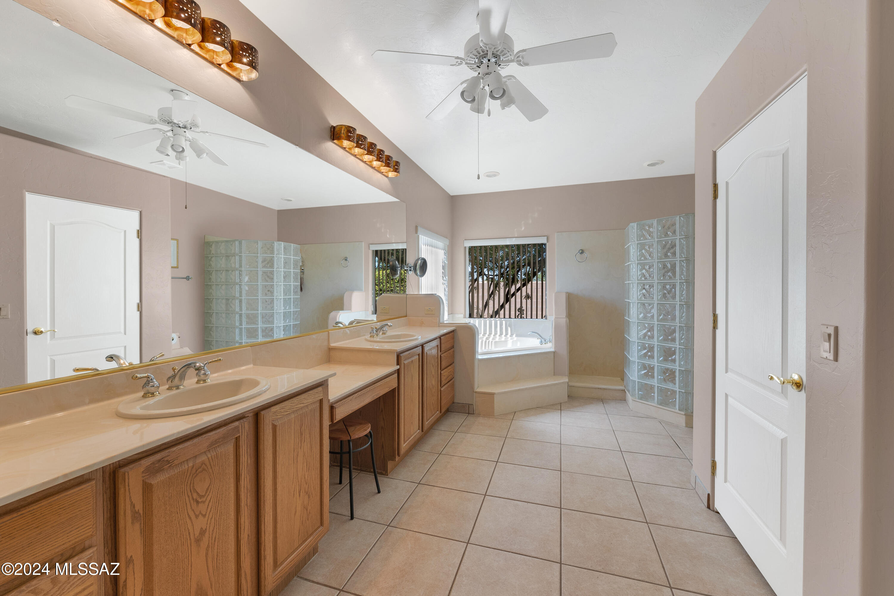 2255 North Painted Hills Road Tucson, AZ 85745 - Photo 27 of 48 Gallery Image 27