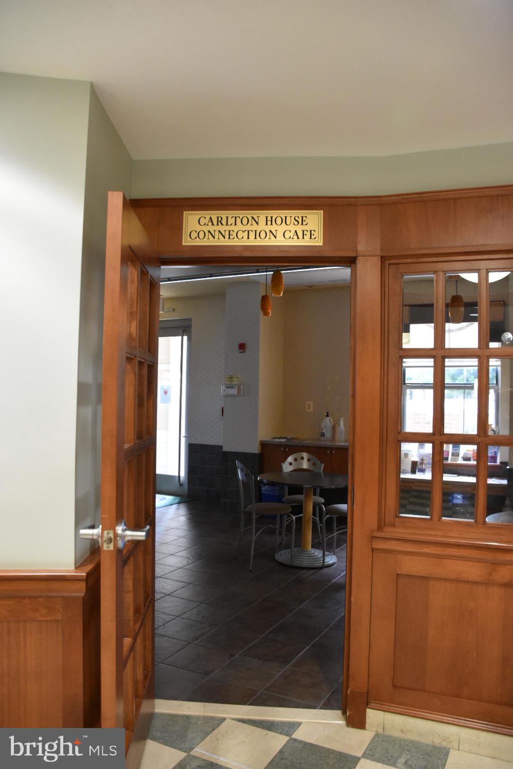 11800 Sunset Hills Road, Unit 1103 Reston, VA 20190 - Photo 30 of 46 Cafe with vending