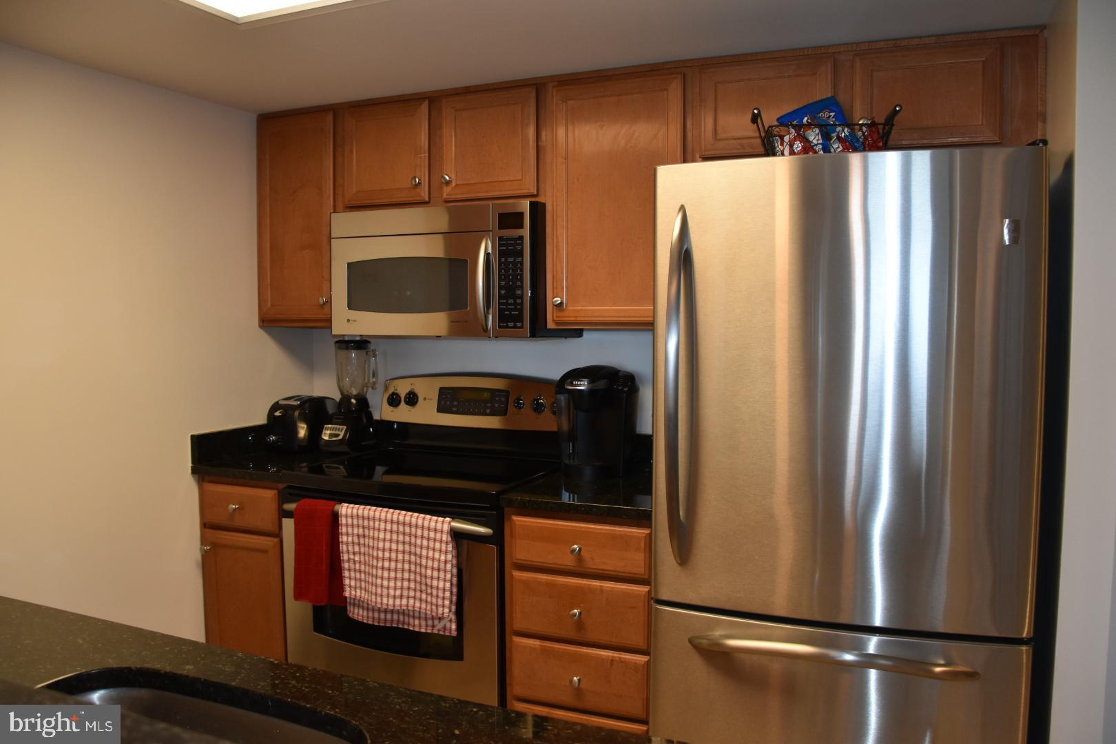 11800 Sunset Hills Road, Unit 1103 Reston, VA 20190 - Photo 7 of 46 Kitchen