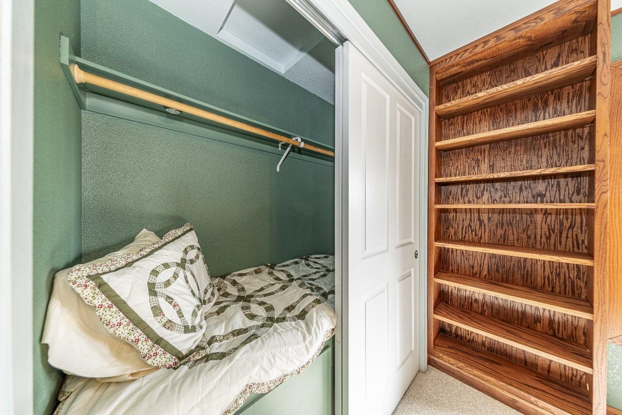 53312 Timberview Road North Fork, CA 93643 - Photo 33 of 84 a view of walk in closet with clothes
