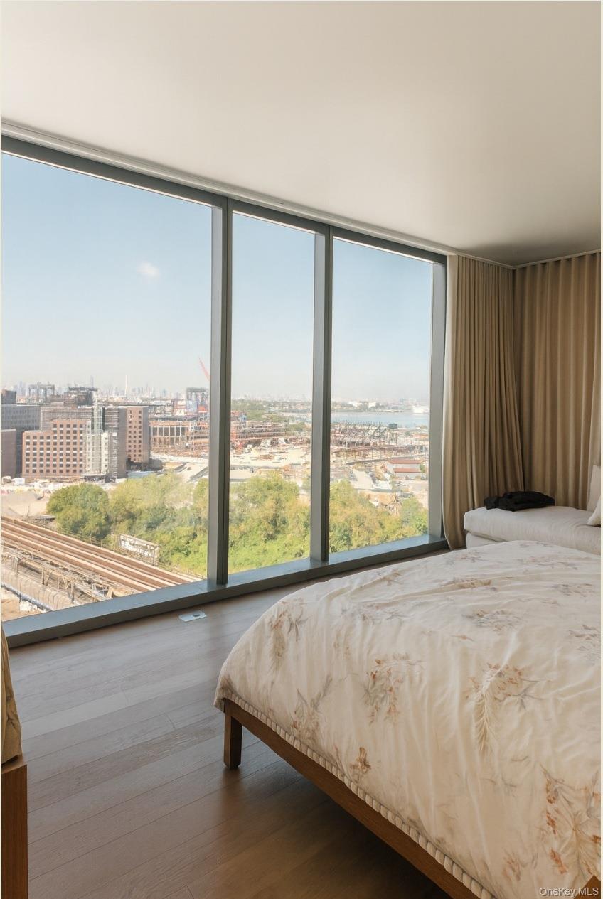 131-03 40 Road, Unit 18M Queens, NY 11354 - Photo 9 of 22 Gallery Image 9