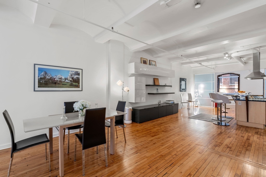 121 Beach Boston Ma Unit 403  