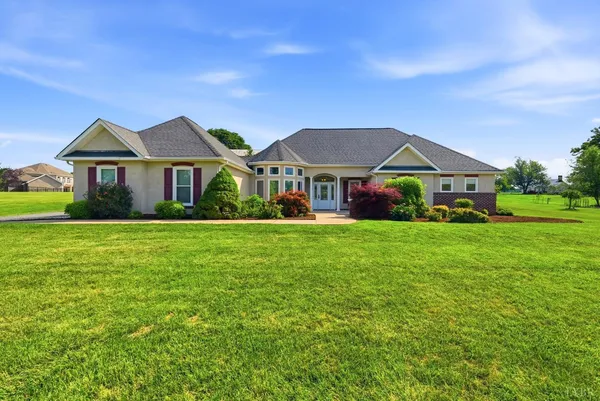$519,900 | 1263 Somerset Drive, Forest, VA 24551