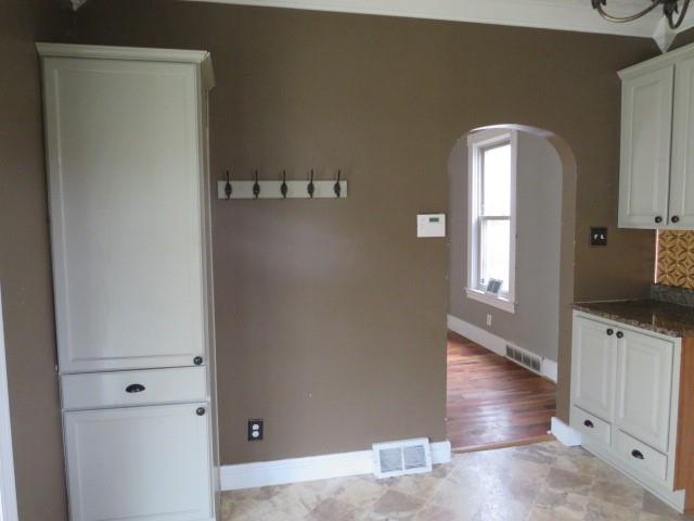 4 Terrace Avenue Carnegie, PA 15106 - Photo 13 of 28