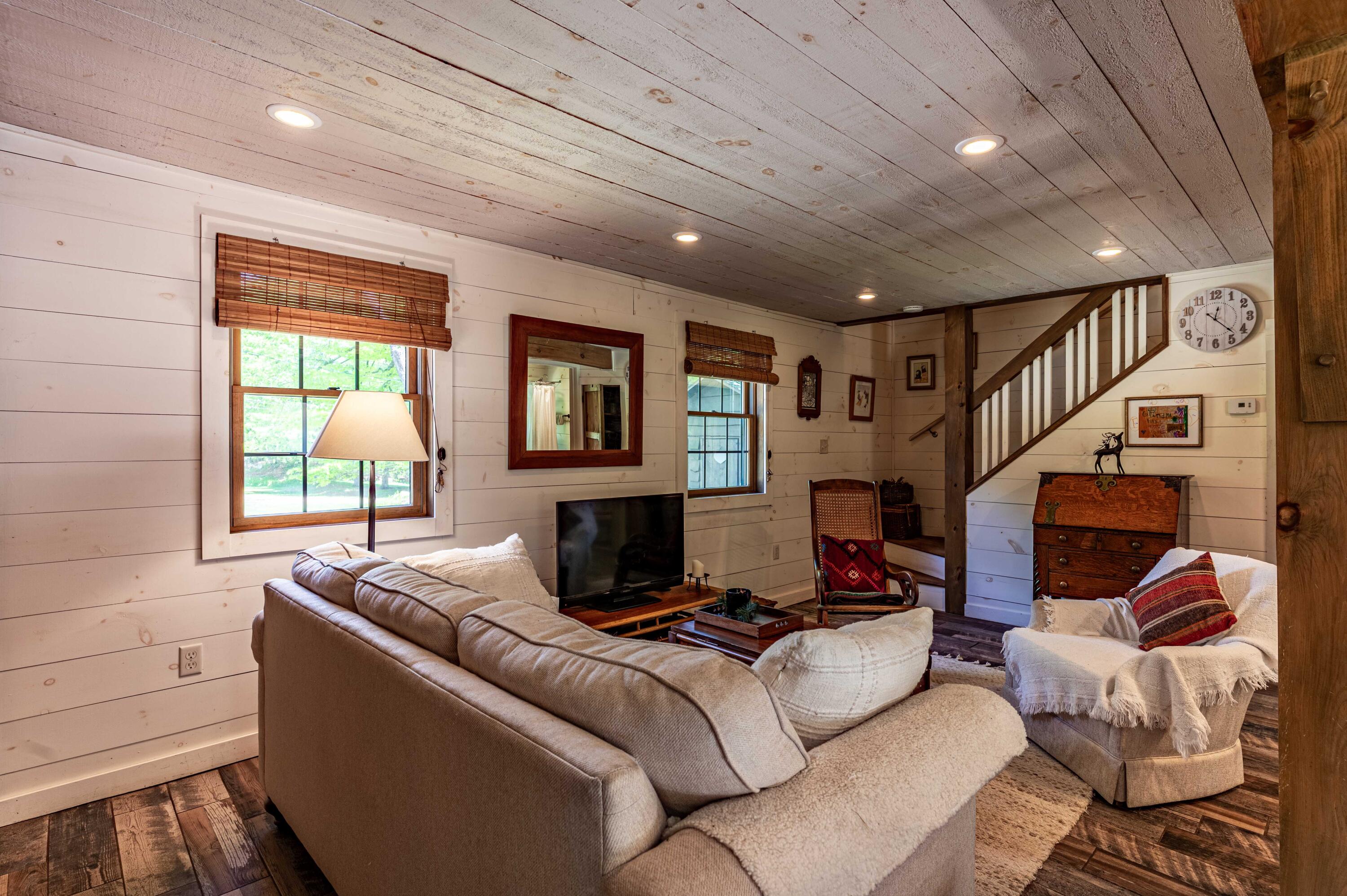 103 Gray Lake Road Old Forge, NY 13420 - Photo 23 of 32 Living Room