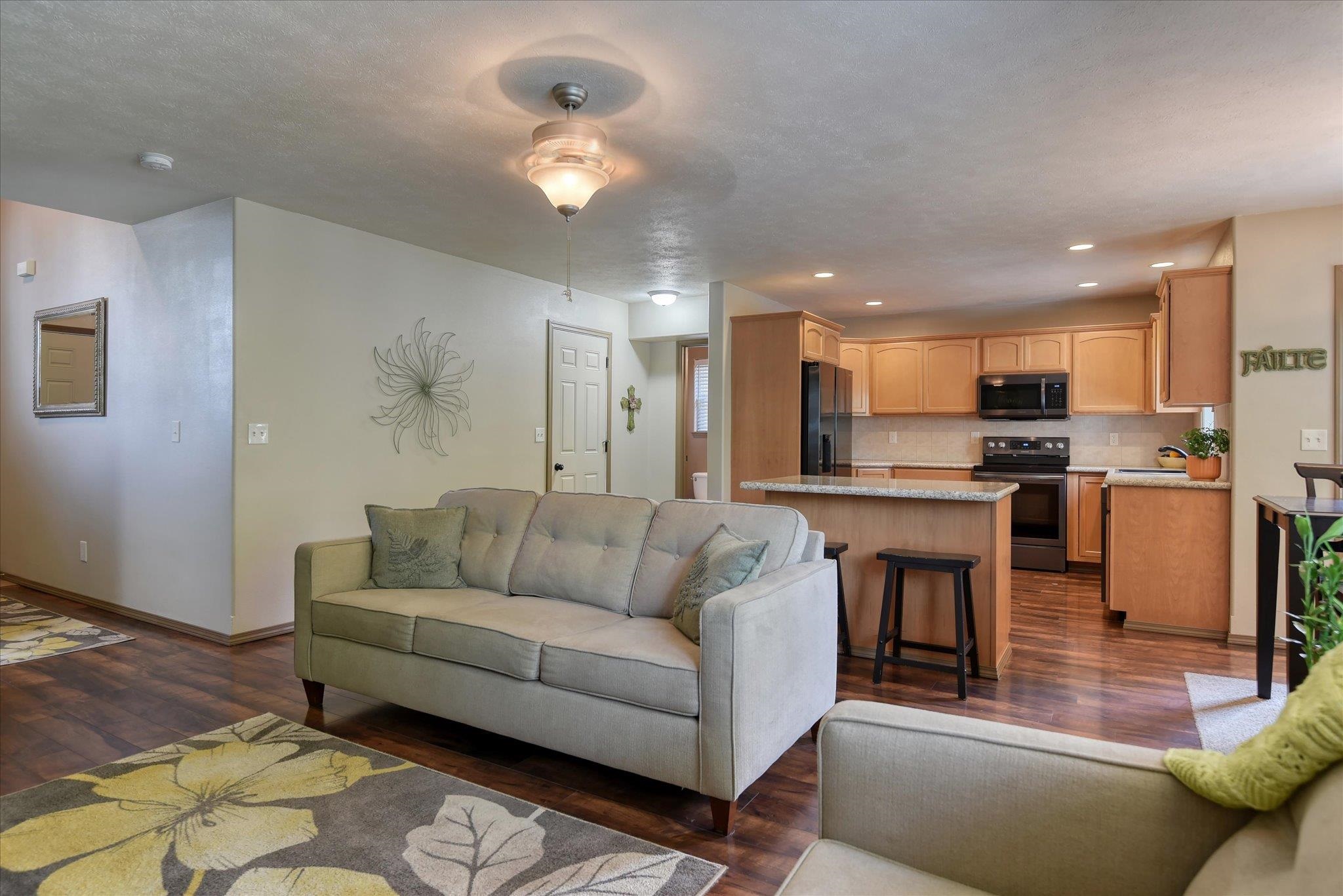 910 South Rees Lane Spokane Valley, WA 99037 - Photo 6 of 33