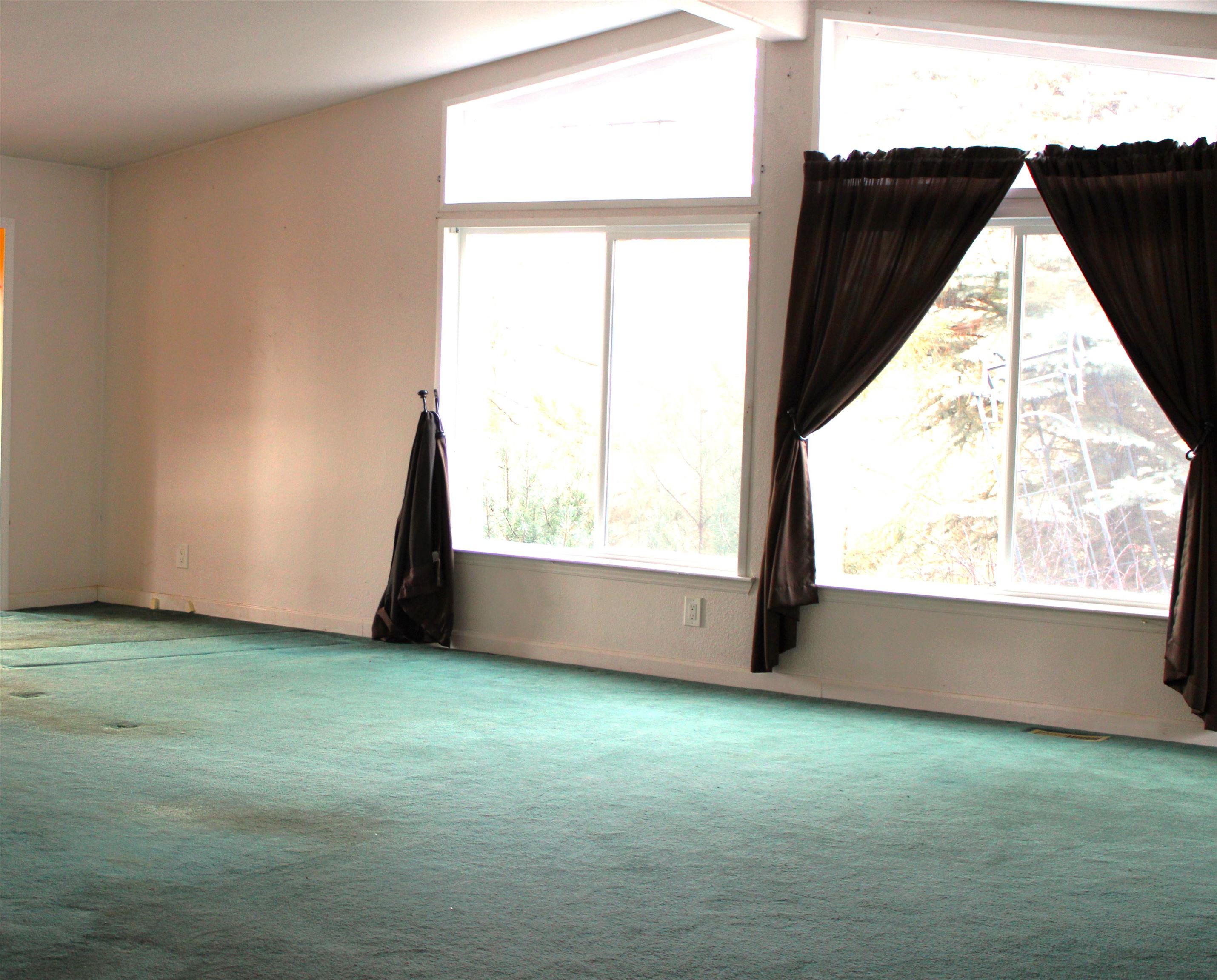 7601 West Bernhill Road Spokane, WA 99208 - Photo 6 of 38