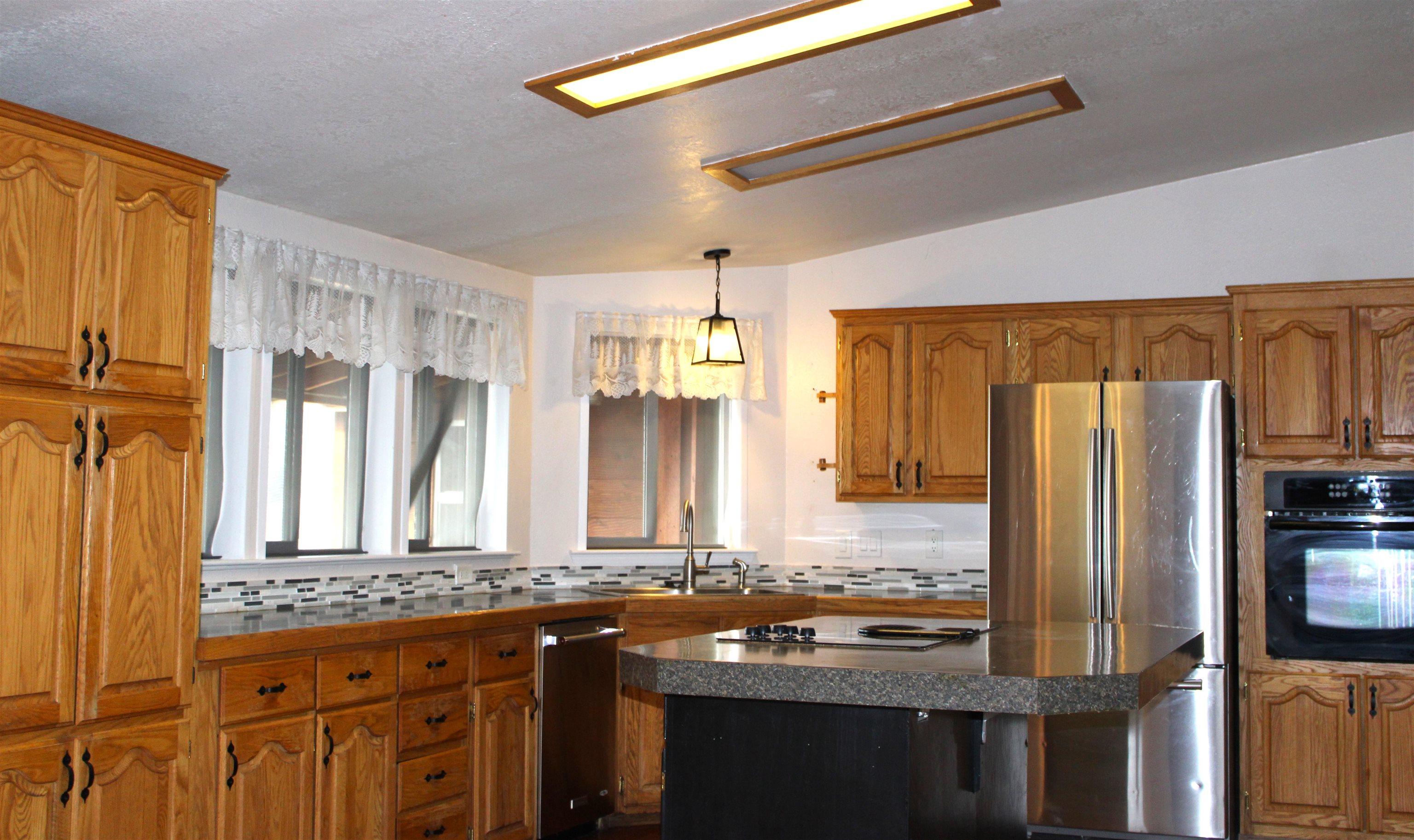 7601 West Bernhill Road Spokane, WA 99208 - Photo 10 of 38