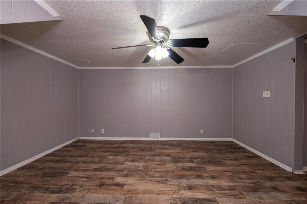 979 Seventh Street Beaver, PA 15009 - Photo 30 of 47 a view of an empty room