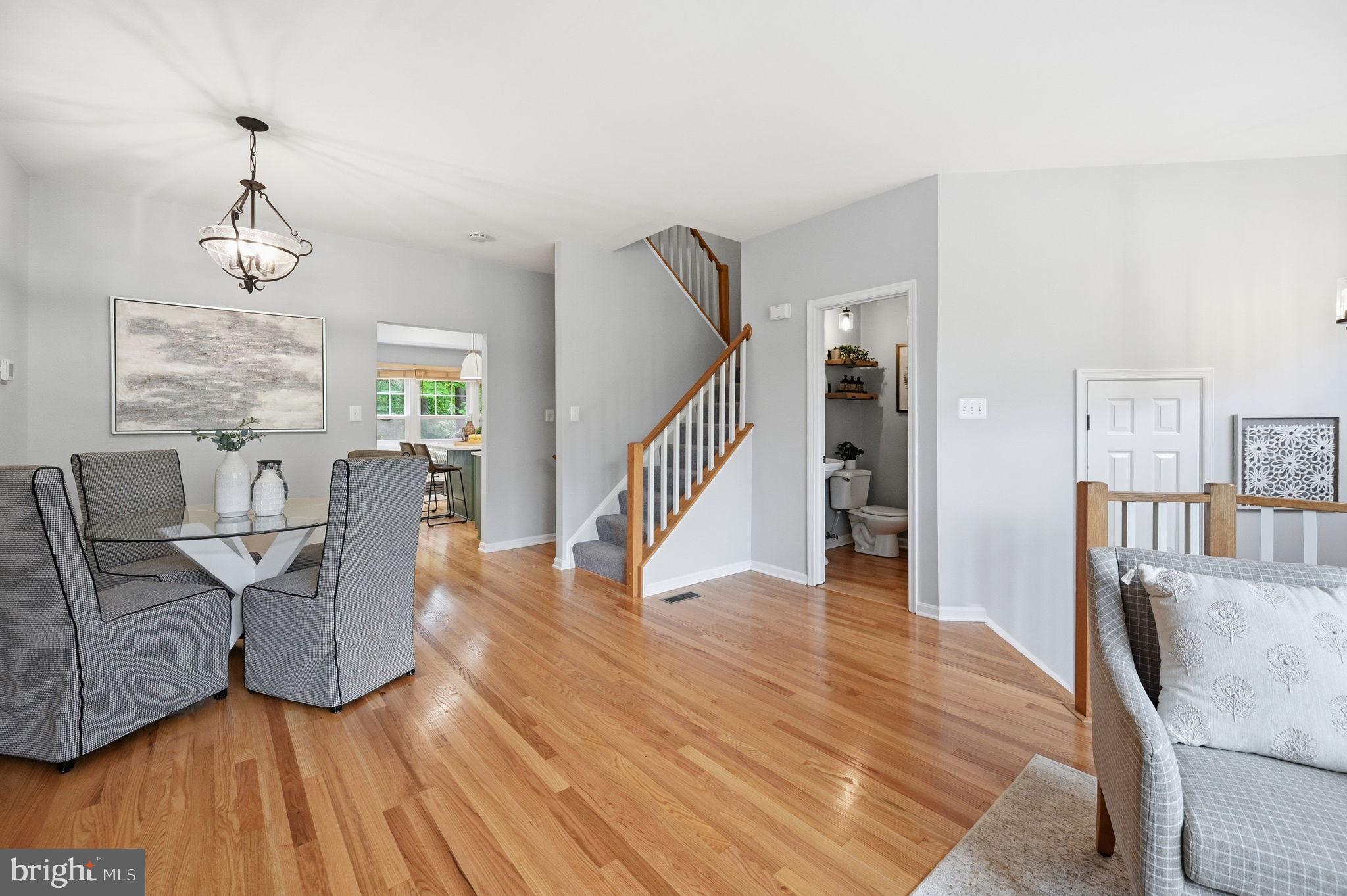1232 Weatherstone Court Reston, VA 20194 - Photo 24 of 51 Main Floor