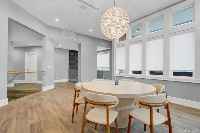 $6,750,000 | 44 Bayside Drive, Point Lookout, NY 11569