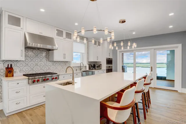 $6,750,000 | 44 Bayside Drive, Point Lookout, NY 11569