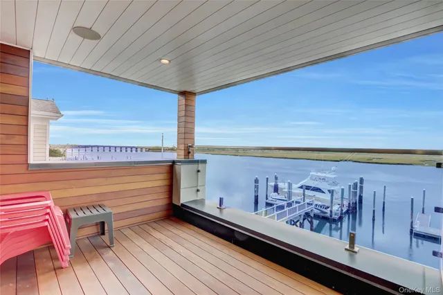 $6,750,000 | 44 Bayside Drive, Point Lookout, NY 11569