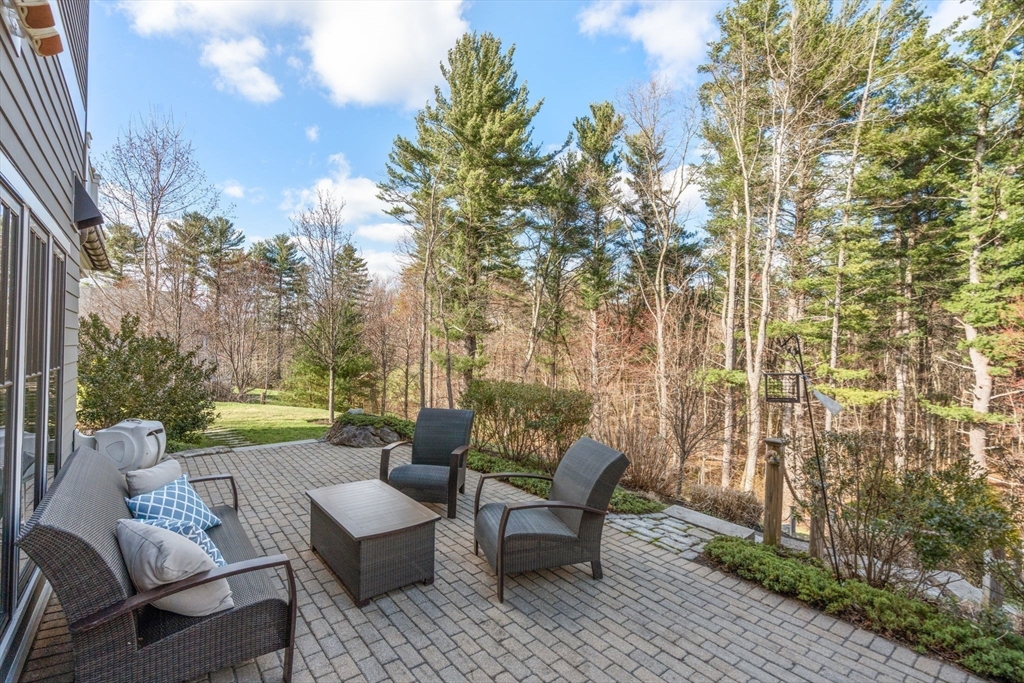 58 Johnson Road Carlisle, MA 01741 - Photo 34 of 40