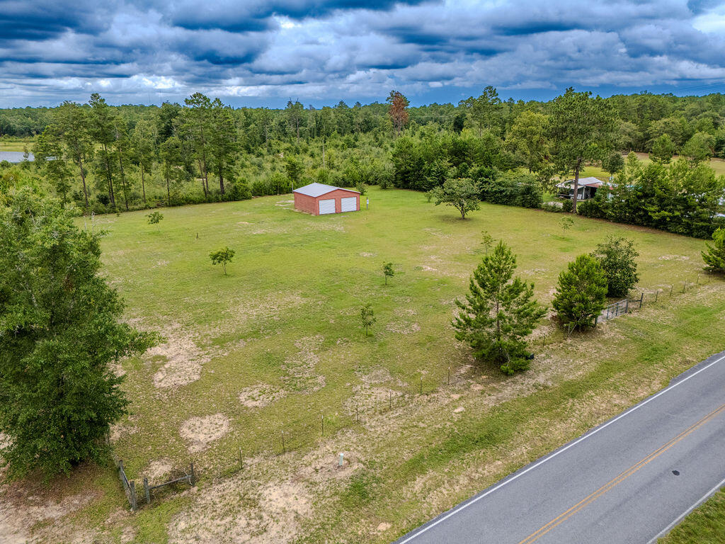 101 Ruckel Drive DeFuniak Springs, FL 32433 - Photo 5 of 15 DJI_20260713104654_0193_D-HDR