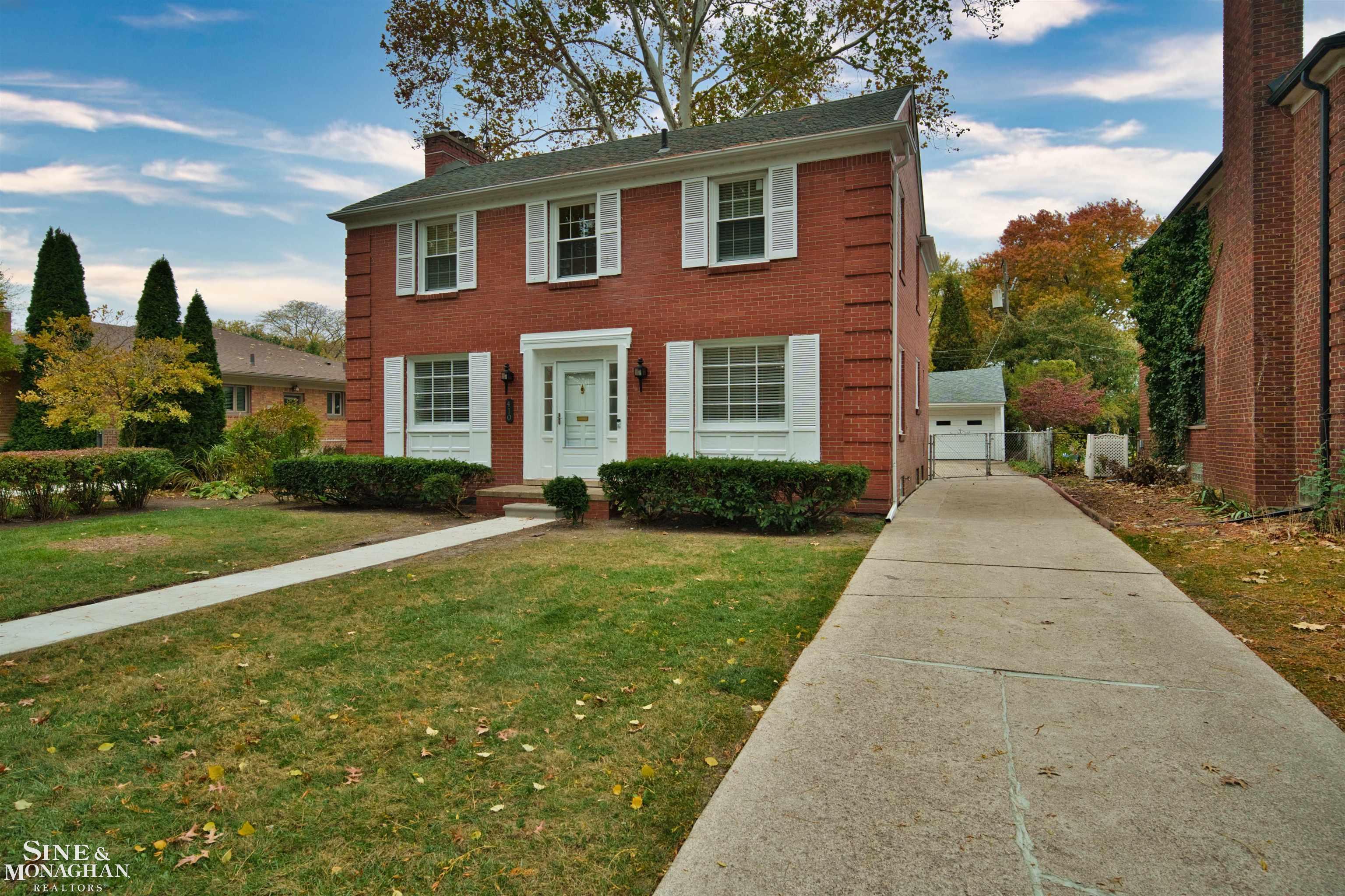 410 Roland Court Grosse Pointe, MI 48236 - Photo 1 of 28 50193287-37b0fd35-1b04-472f-be3e-052f1182d23b.JPG