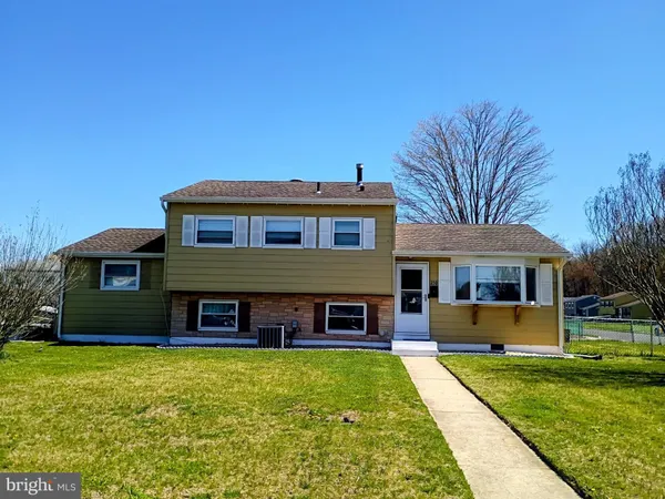 $409,000 | 250 College Drive, Pemberton, NJ 08068