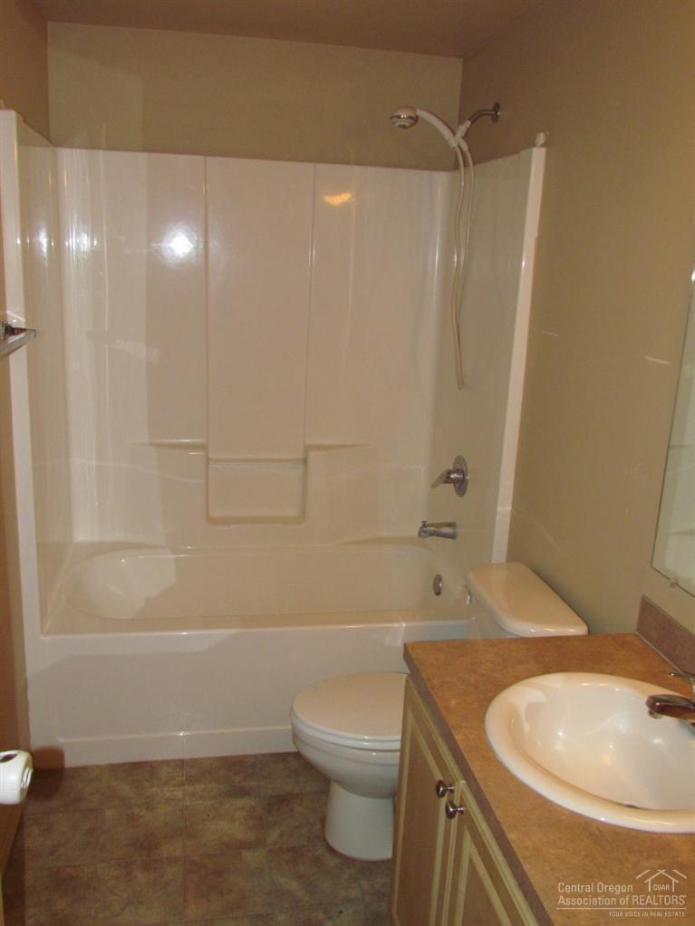 335 East Ridgeview Drive Culver, OR 97734 - Photo 13 of 15 Additional Photo
