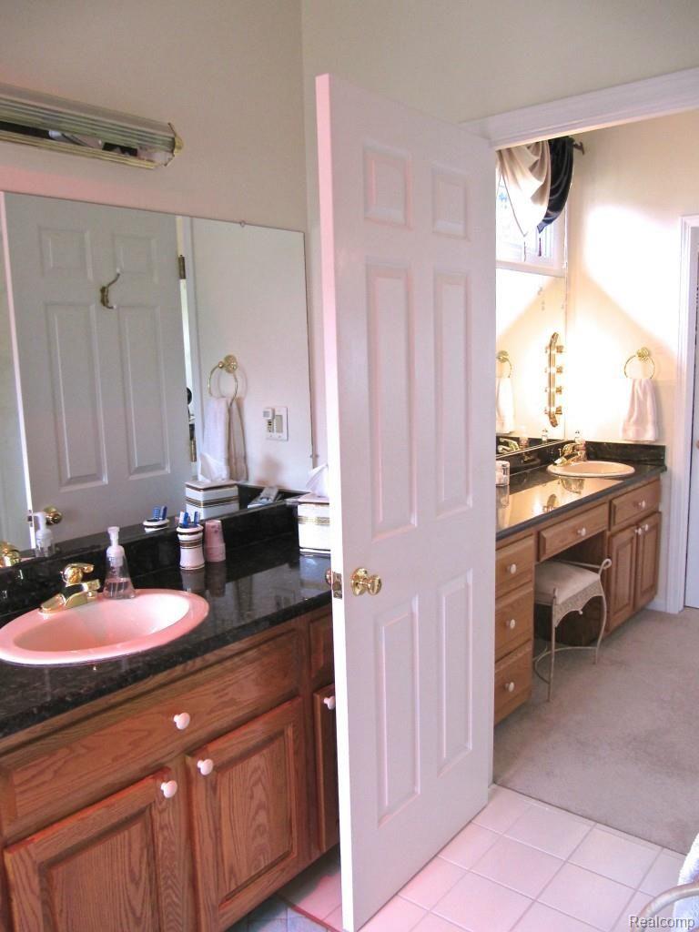 1408 Pebble Ridge Drive Rochester, MI 48307 - Photo 35 of 69 IMG_6239.jpg