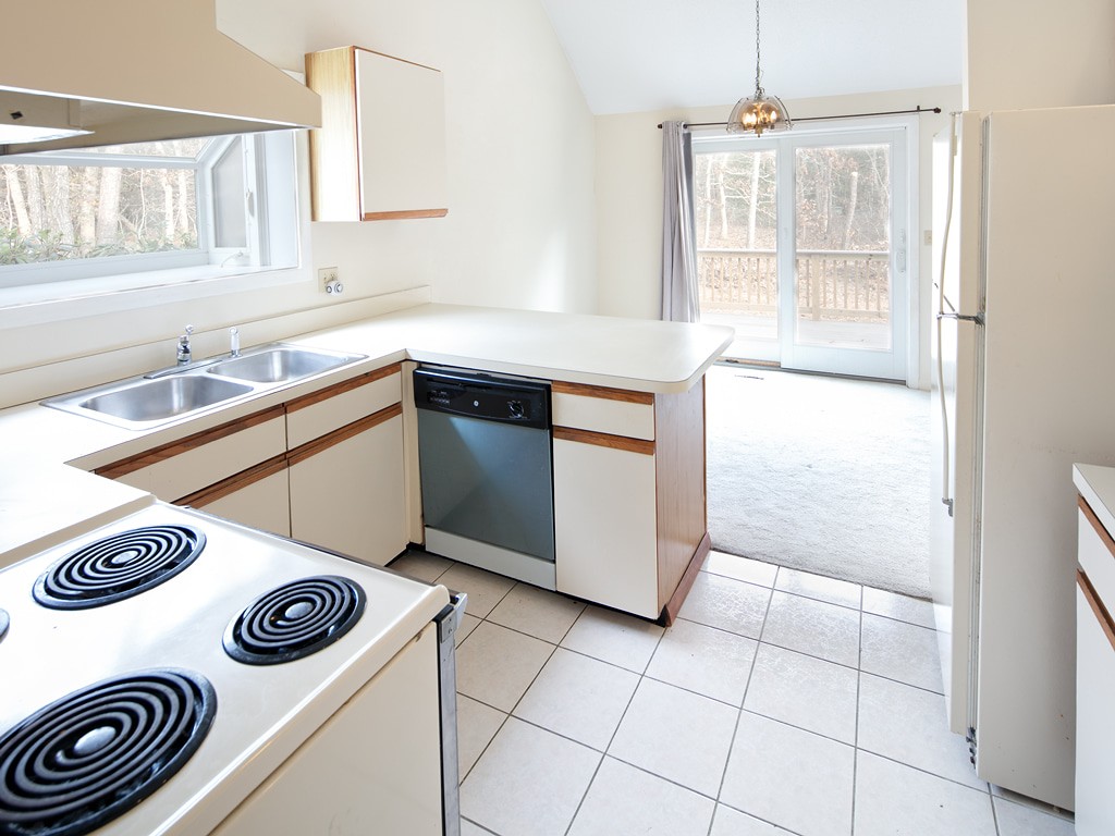 153 Shellback Way, Unit 153 Mashpee, MA 02649 - Photo 2 of 18 Gallery Image 2
