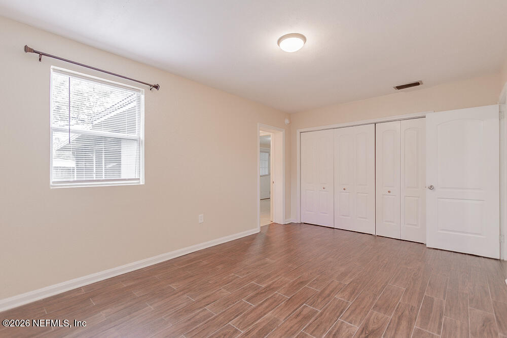 848 Glynlea Road Jacksonville, FL 32216 - Photo 16 of 32 20260723_glynlea_rd_1048