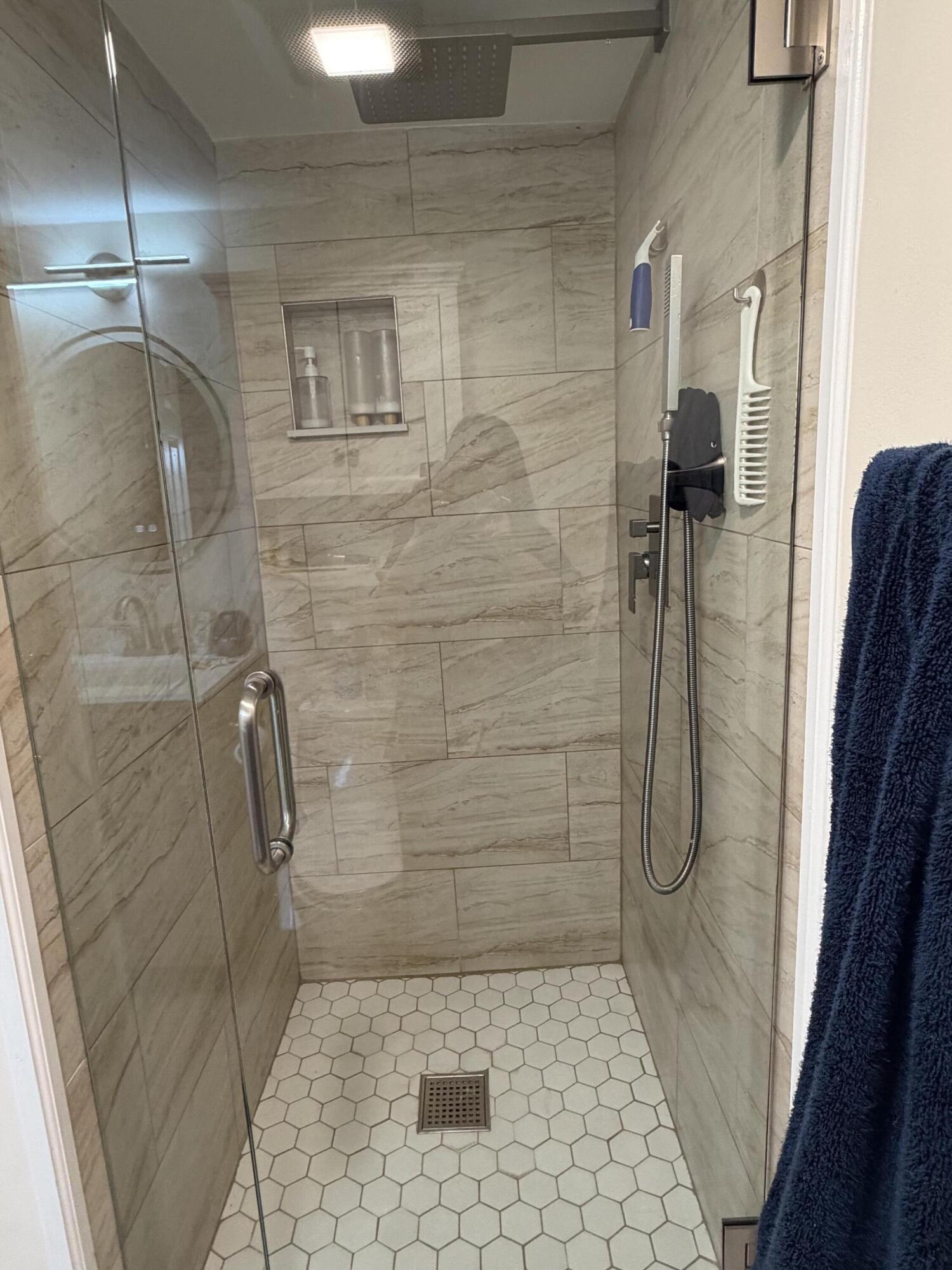 360 Monaco Court, Unit 360 Delray Beach, FL 33446 - Photo 19 of 26 Primary Shower