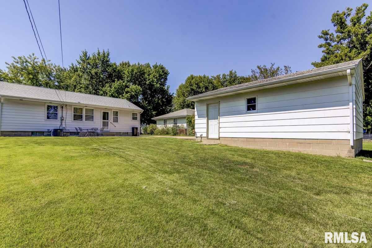 3530 Stanton Street Springfield, IL 62703 - Photo 32 of 36