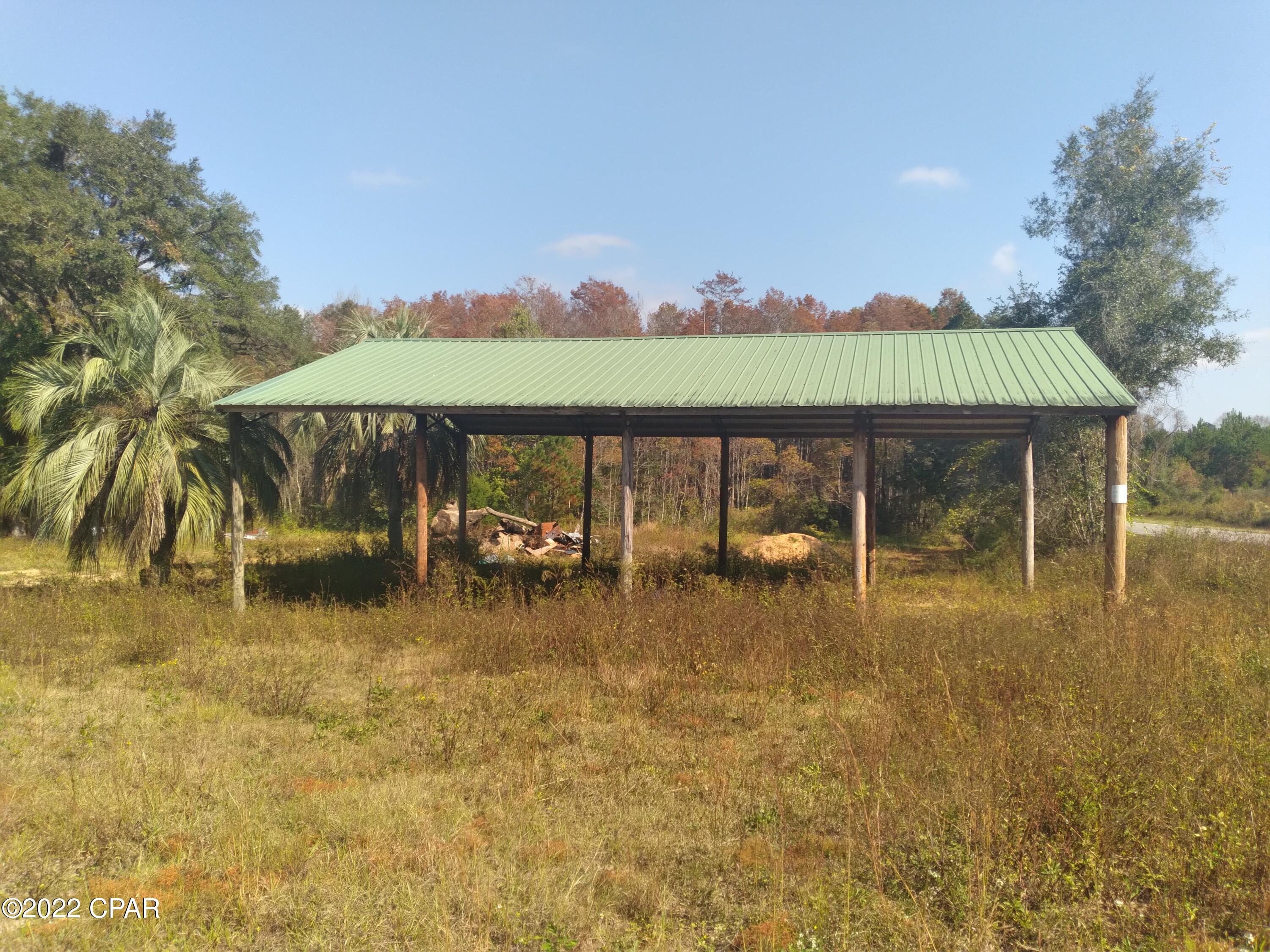 4522 Douglas Ferry Road Caryville, FL 32427 - Photo 16 of 19 Gallery Image 16