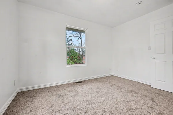 $1,550 | 134 South Clarendon Street, Kalamazoo, MI 49006