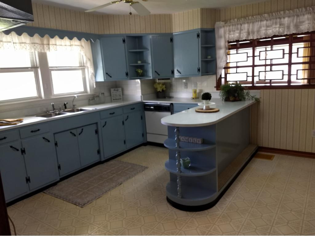 149 Helan Adams Road Dryden, VA 24243 - Photo 9 of 23 SPACIOUS KITCHEN