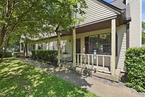 $254,999 | 3201 East Lake Drive, Nashville, TN 37214