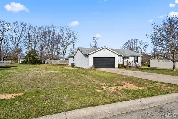 $205,000 | 2125 Cedarwood Court, Lebanon, MO 65536