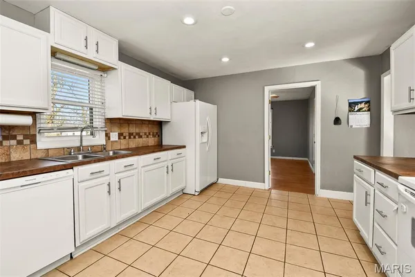 $205,000 | 2125 Cedarwood Court, Lebanon, MO 65536