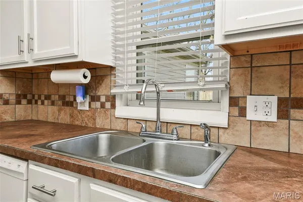 $205,000 | 2125 Cedarwood Court, Lebanon, MO 65536