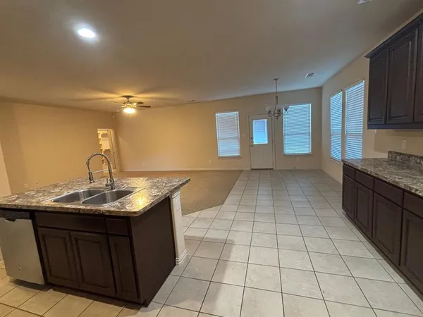 $2,170 | 316 Iron Ore Trail, Fort Worth, TX 76131