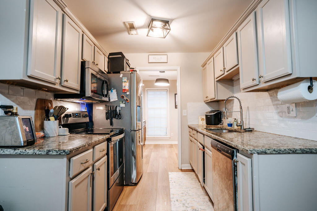 134 Tall Pines Road Ladson, SC 29456 - Photo 12 of 25 Kitchen