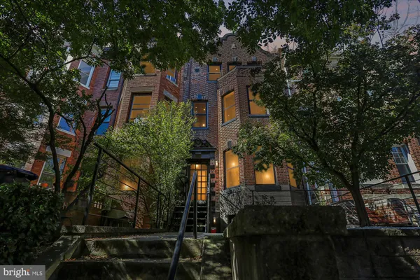 $3,990 | 3222 13th Street Northwest, Unit 2, Washington, DC 20010