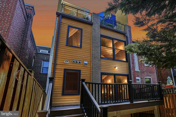 $3,990 | 3222 13th Street Northwest, Unit 2, Washington, DC 20010