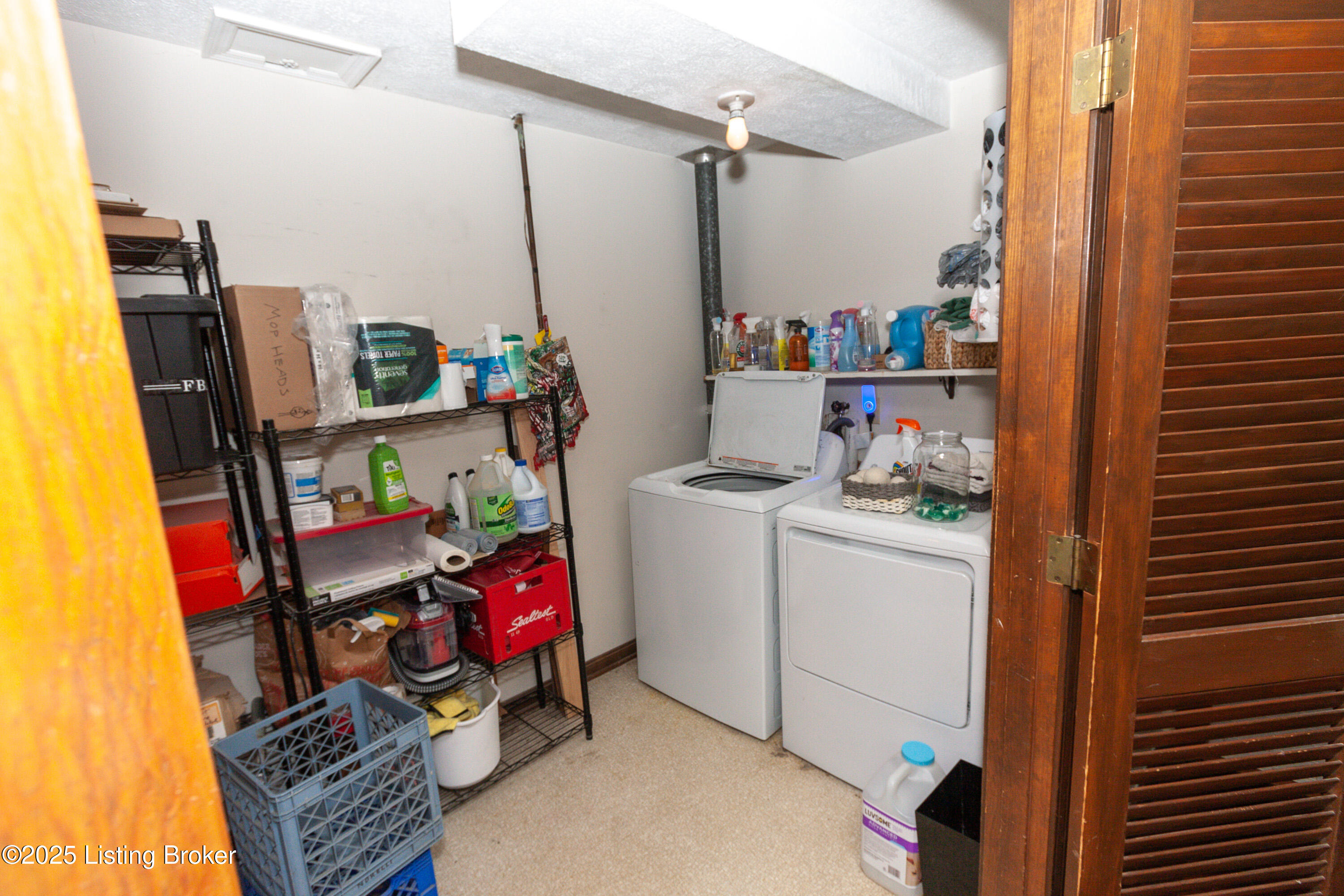 1845 Gresham Road Louisville, KY 40205 - Photo 46 of 55 house-0047