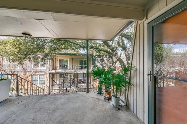 $1,200 | 5322 Fleetwood Oaks Avenue, Unit 242, Dallas, TX 75235