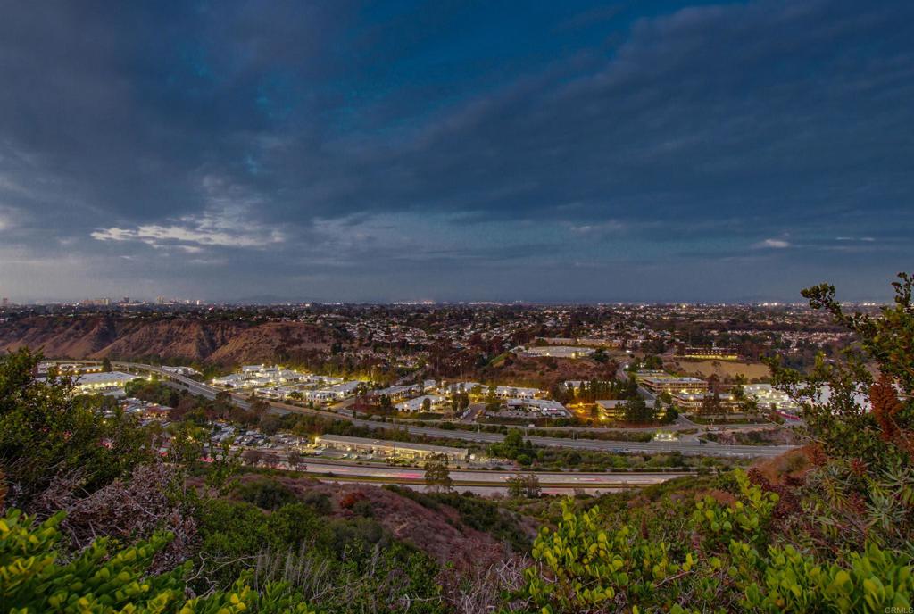5605 Soledad Mountain Road La Jolla, CA 92037 - Photo 8 of 46