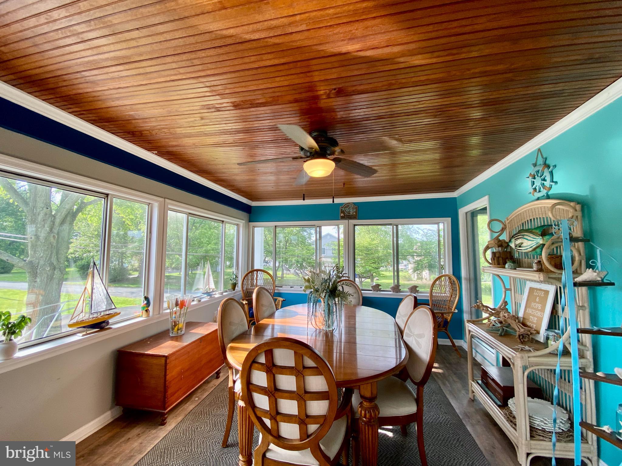 511 Chesapeake Avenue Stevensville, MD 21666 - Photo 13 of 58 Sunroom