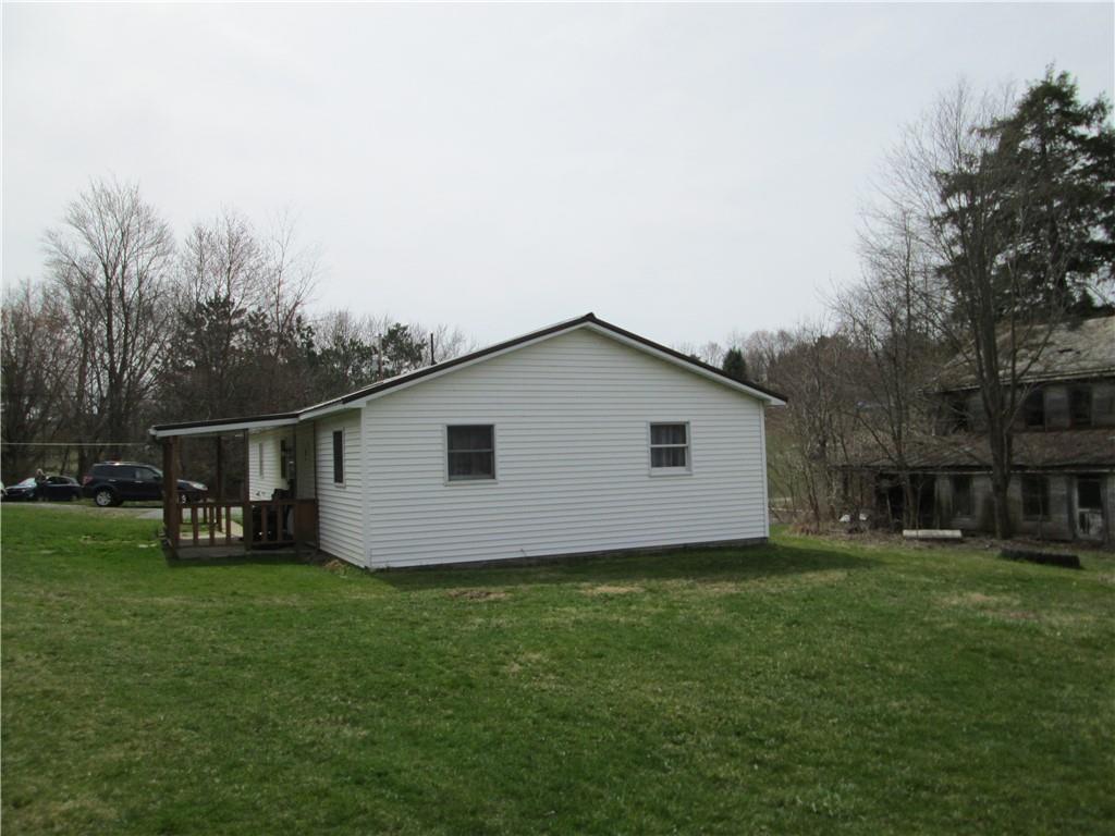 280 Salem Church Road Midland, PA 15059 - Photo 3 of 21 Gallery Image 3