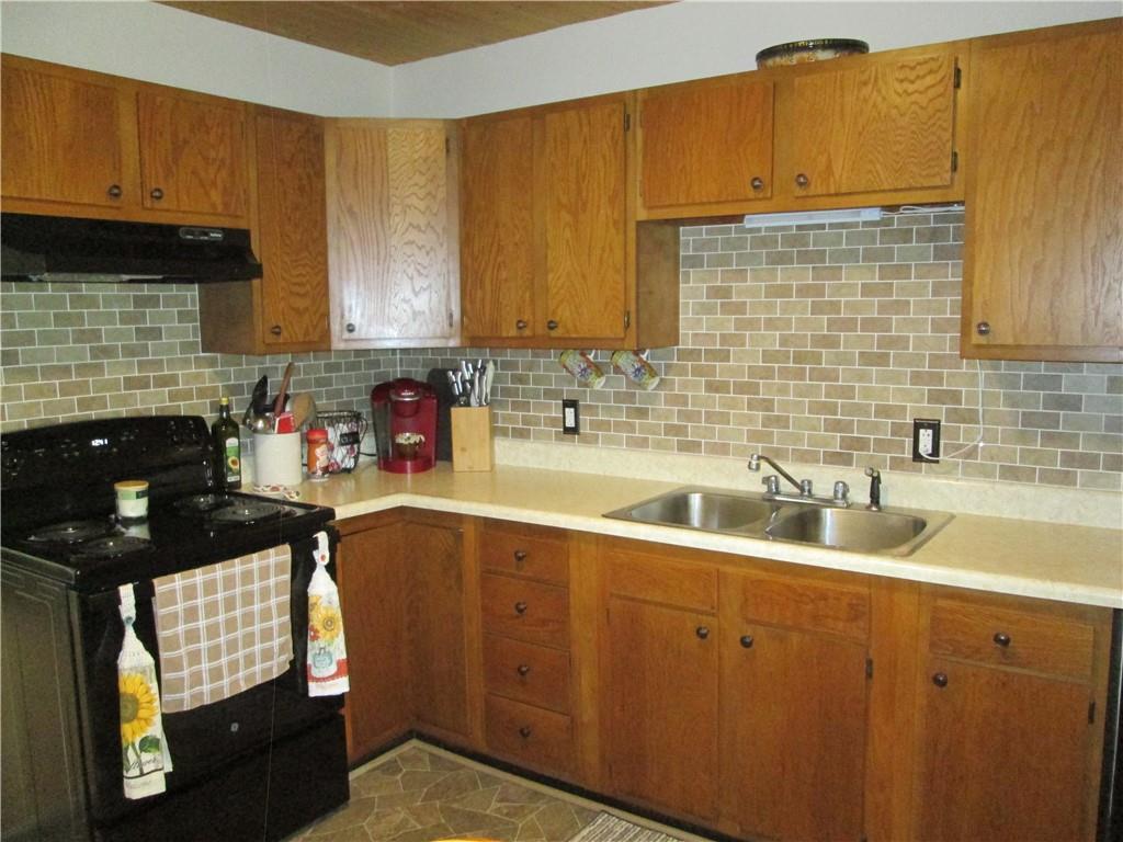280 Salem Church Road Midland, PA 15059 - Photo 6 of 21 Gallery Image 6